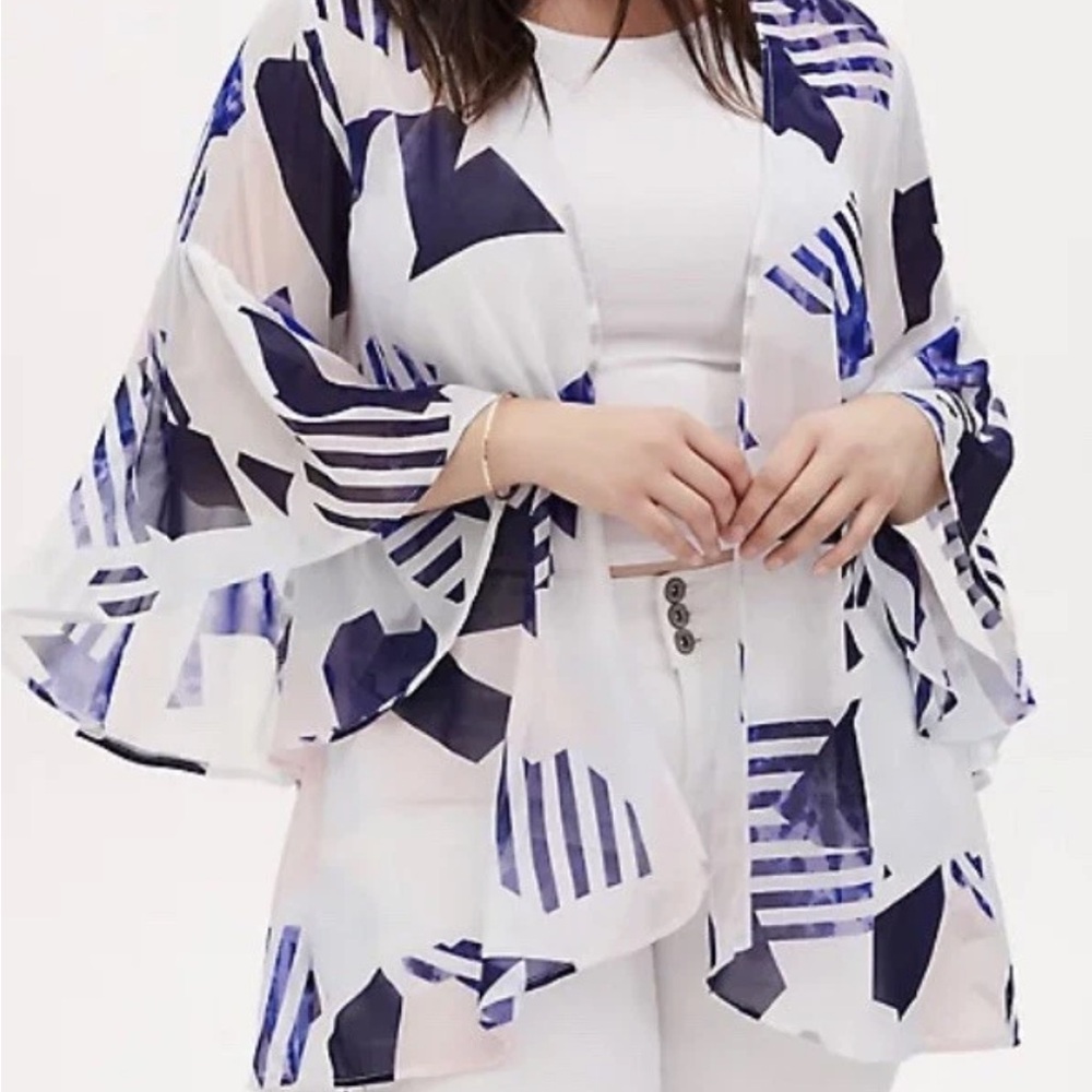 Torrid Size | 3/4 | Geometric Kimono With Bell Sleeves